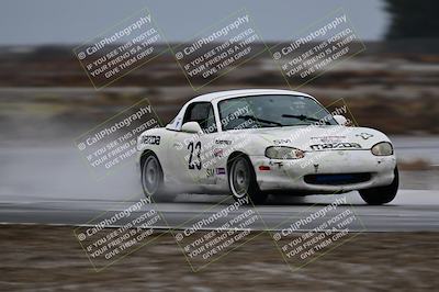 media/Nov-15-2025-CalClub SCCA (Sat) [[7bfa5a7151]]/Race/Group 4/